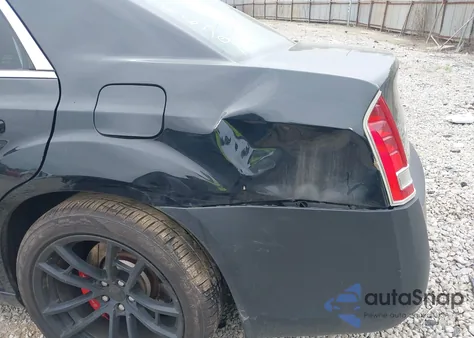 2013 Chrysler 300 300S z USA, uszkodzony, nr VIN 2C3CCABG0DH576679